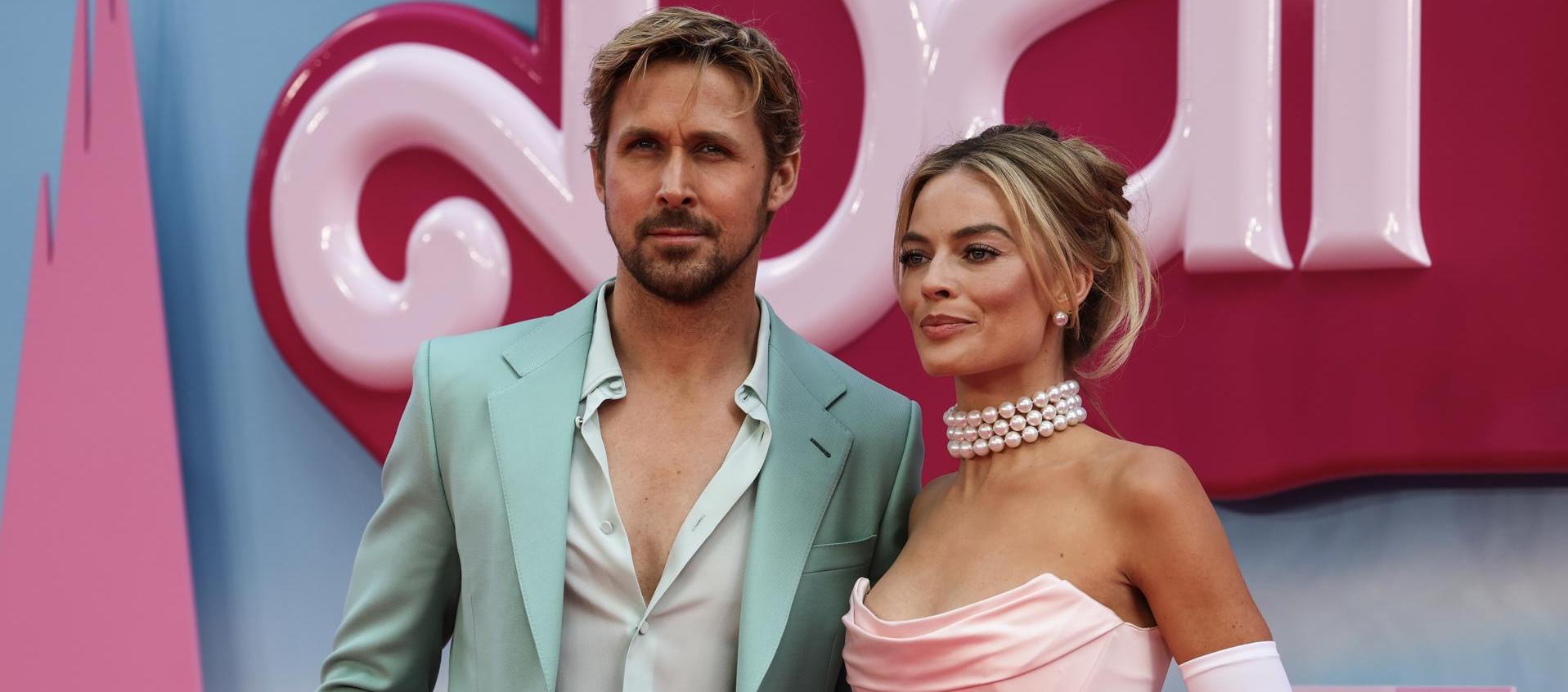 El actor canadiense Ryan Gosling (i) y la actriz australiana Margot Robbie, protagonistas de la película 'Barbie'.