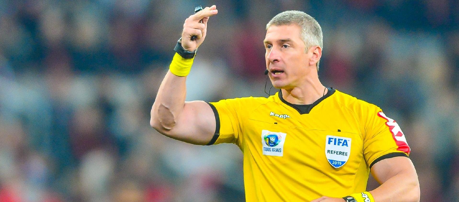 Anderson Daronco, árbitro brasileño. 