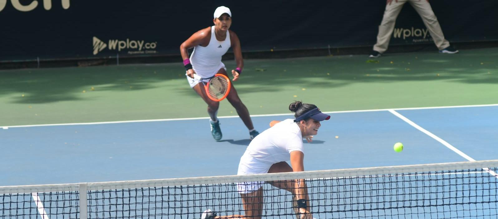 La dupla colombiana de María Paulina Pérez y Yuliana Lizarazo.