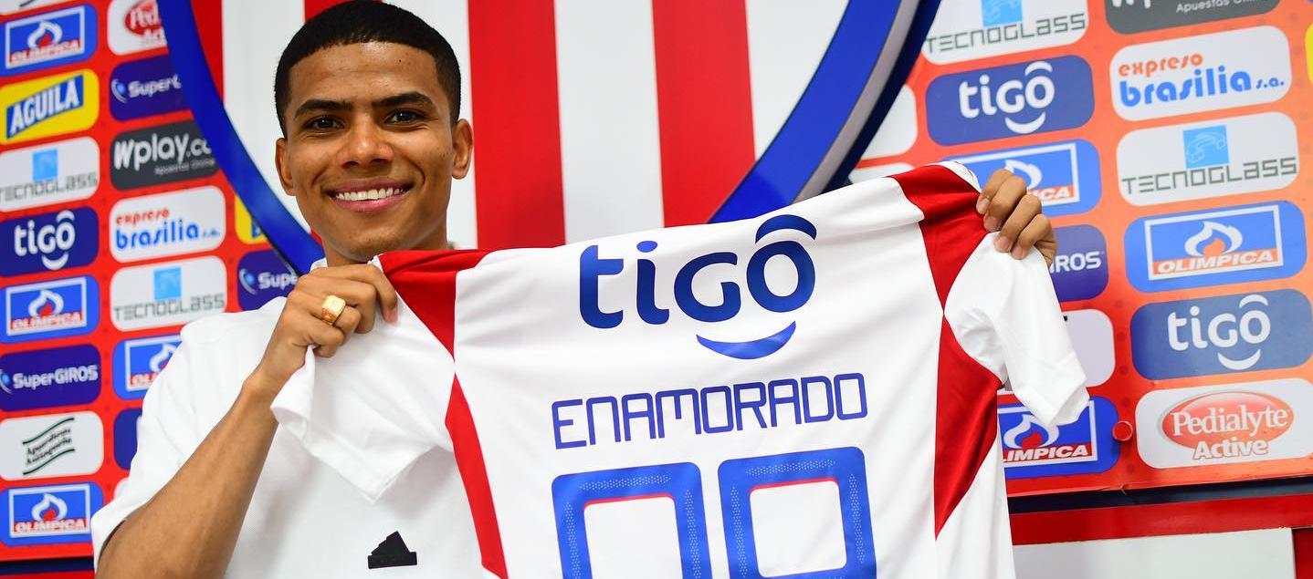 José Enamorado con la camiseta que utilizará en Junior.