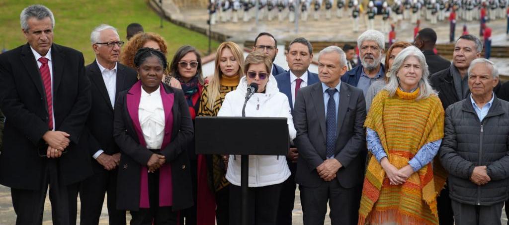 El Consejo de Ministros y Ministras en la declaración de apoyo al Presidente Petro.