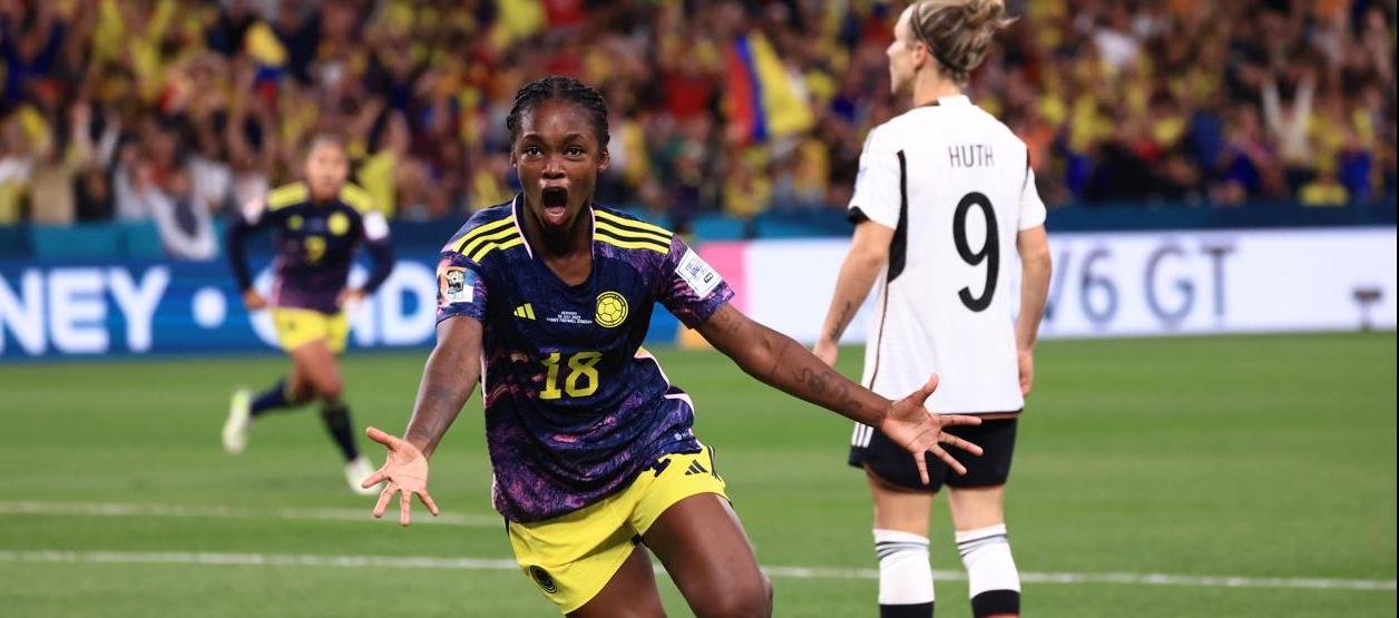 Linda Caicedo celebrando el gol que le hizo a Alemania.