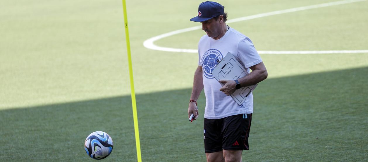 Néstor Lorenzo, técnico de la Selección Colombia de mayores. 