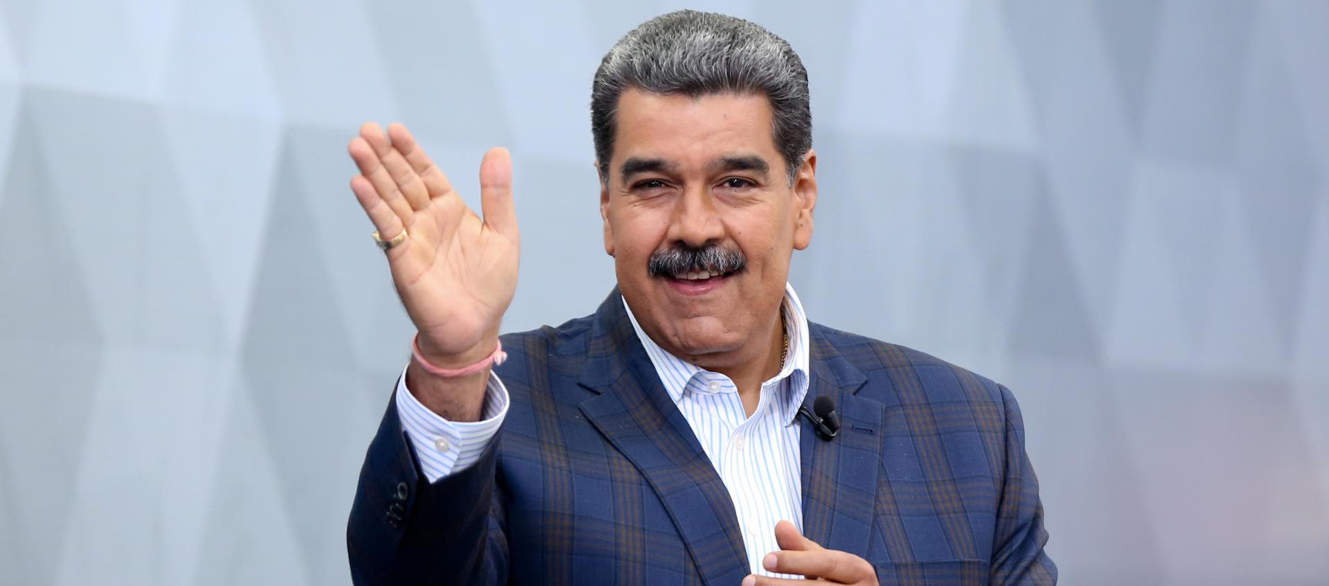 El presidente Nicolás Maduro en su programa de televisión "Con Maduro +"