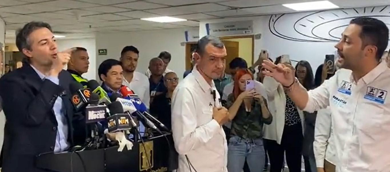 Imagen de la discusión entre Daniel Quintero Calle y Sebastián López.