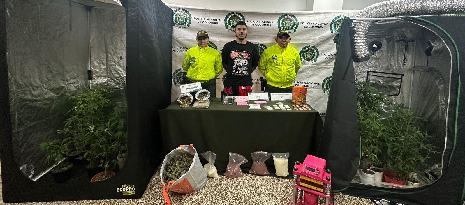 El capturado con el cultivo de marihuana en su vivienda, en el barrio El Silencio. 