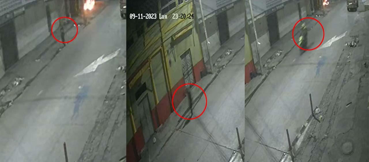 El momento exacto en que adolescente rocía gasolina y prende fuego 