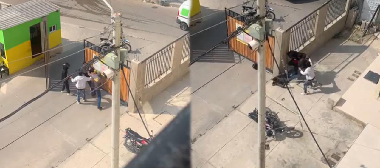 Imágenes de la pelea.