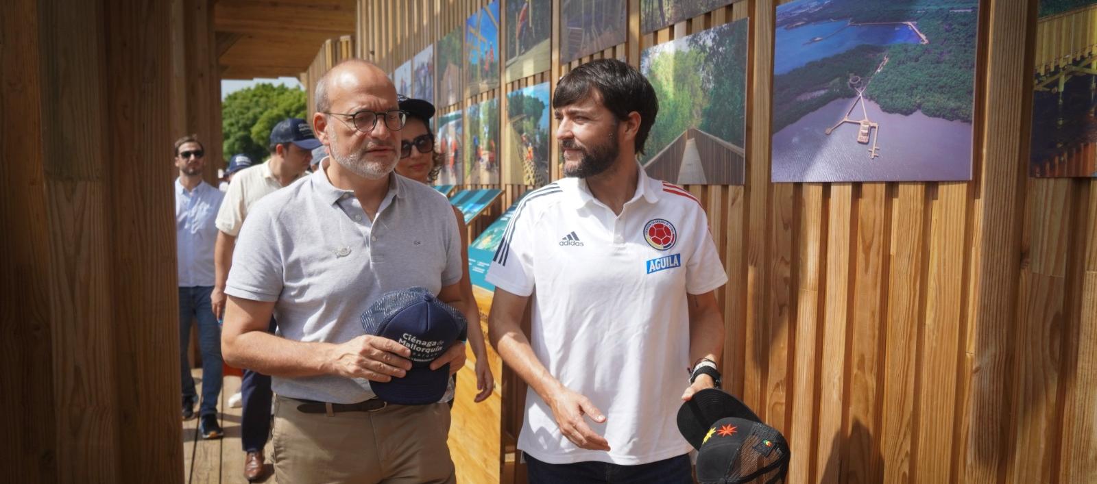 Rémy Rioux, director general de la Agencia Francesa de Desarrollo, y el Alcalde de Barranquilla Jaime Pumarejo.