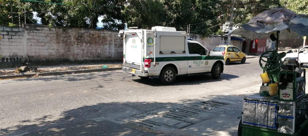 Sijin ingresando cuerpo en Medicina Legal
