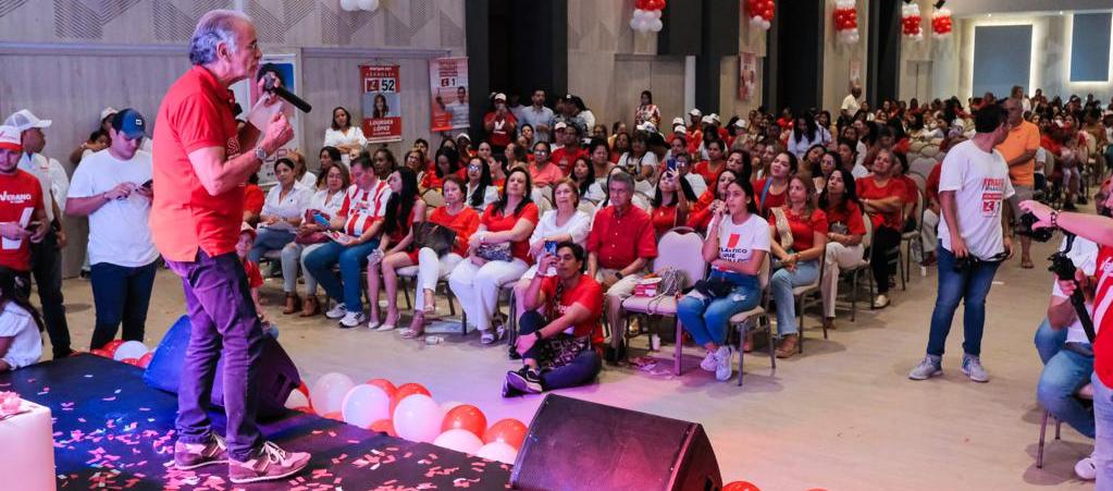 El candidato a la Gobernación del Atlántico, Eduardo Verano.