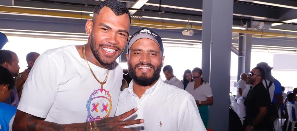 Anthony Zambrano y Alex Cujavante, representantes de Atlántico en atletismo y patinaje, respectivamente.