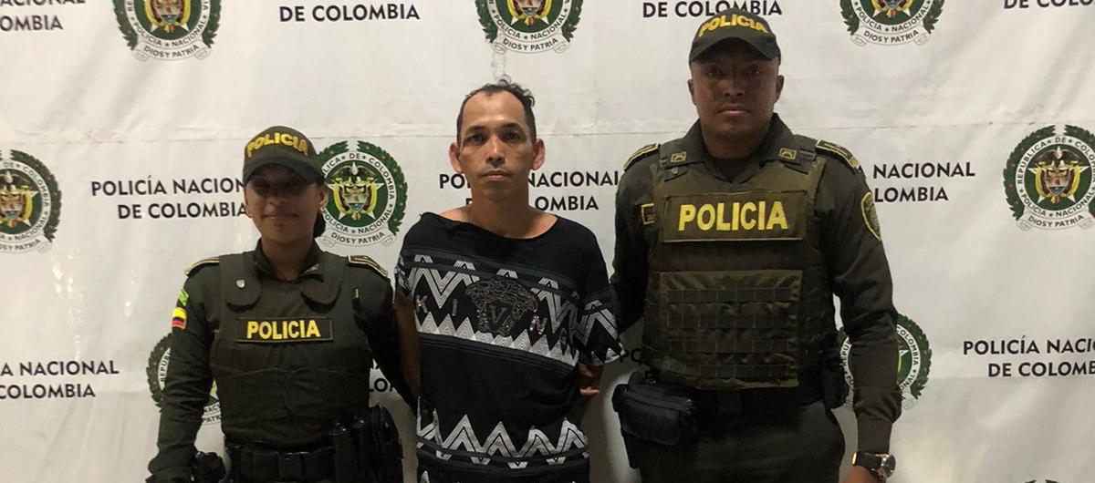 Capturado por intento de atraco en local de celulares.