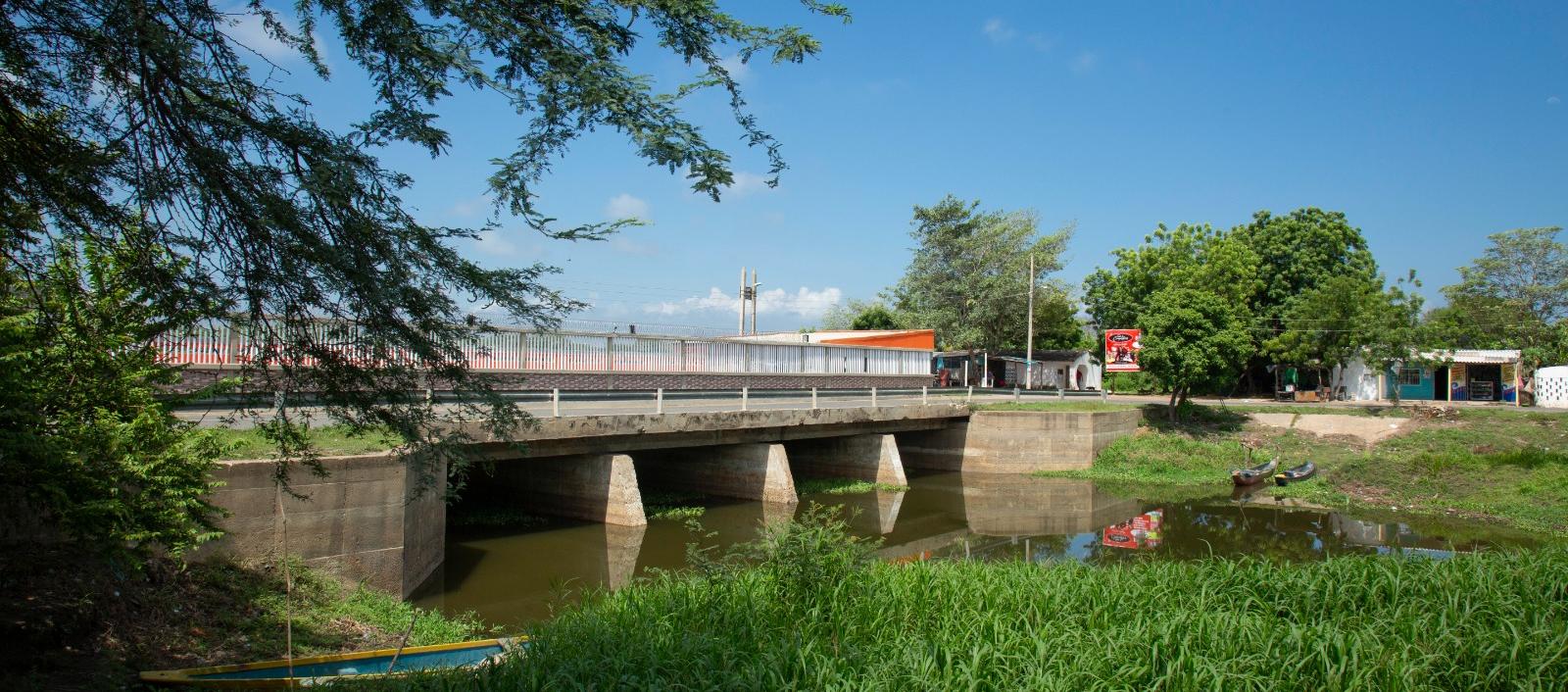 Estructura de regulación hídrica Villa Rosa.