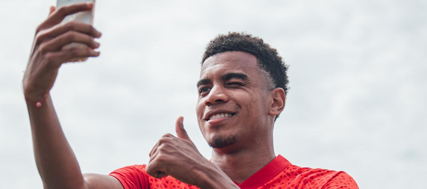 Jhon Solís firmó contrato hasta 2028 con el Girona.