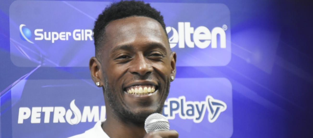 Juan Diego Tello, cuota de experiencia en Titanes. 