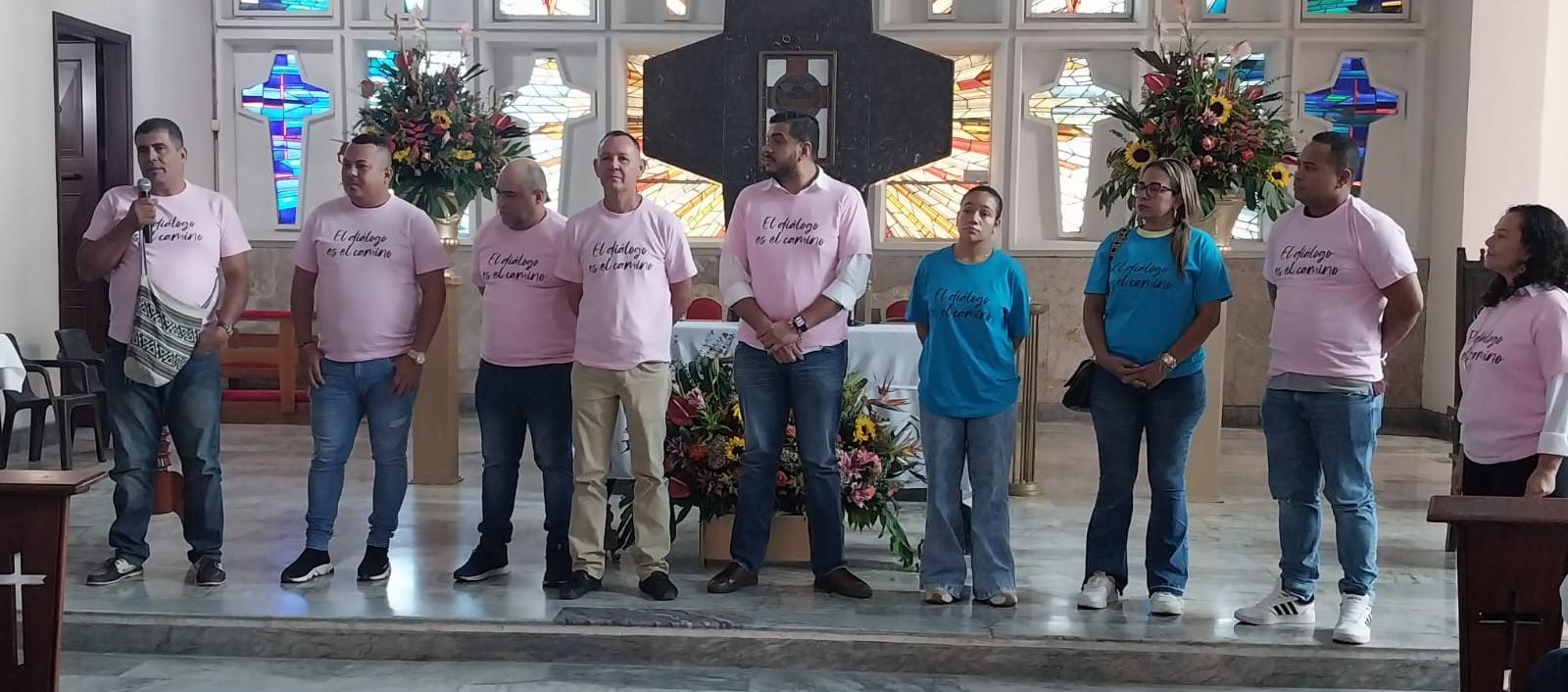 Agresores y agresoras pidiendo perdón en la Catedral.