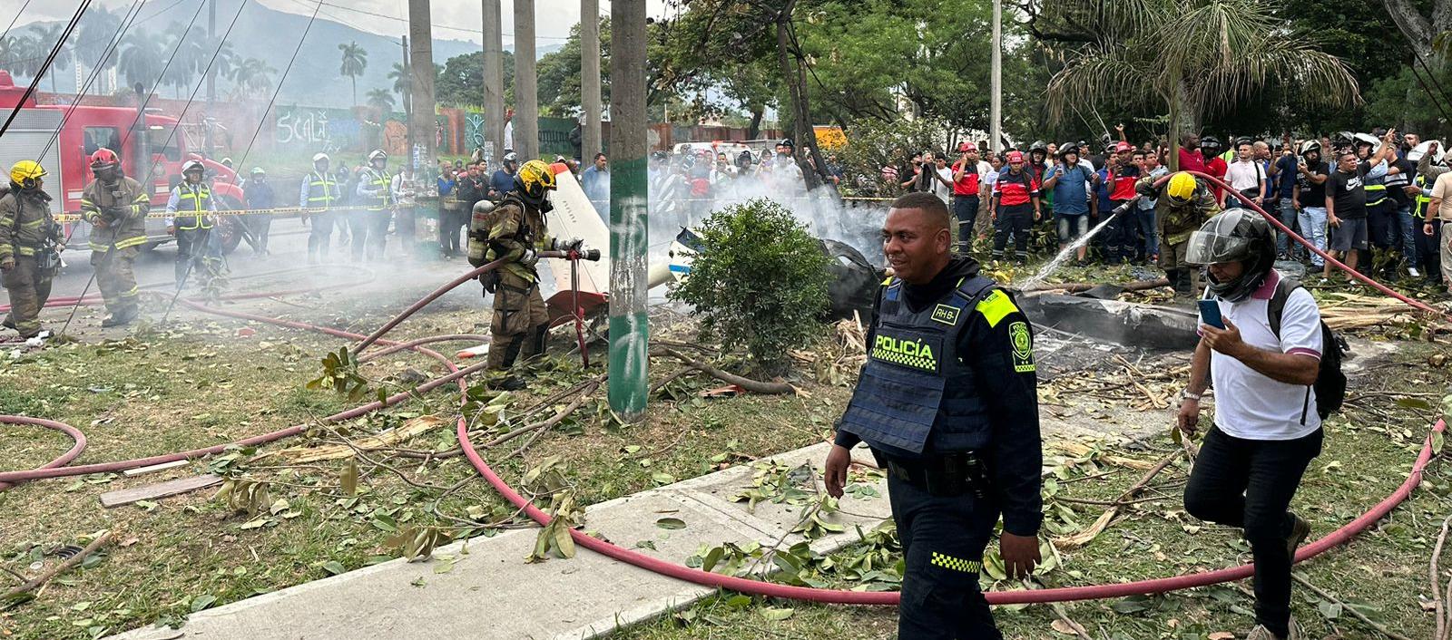 Avioneta de la Fuerza Aérea cayó en Cali.