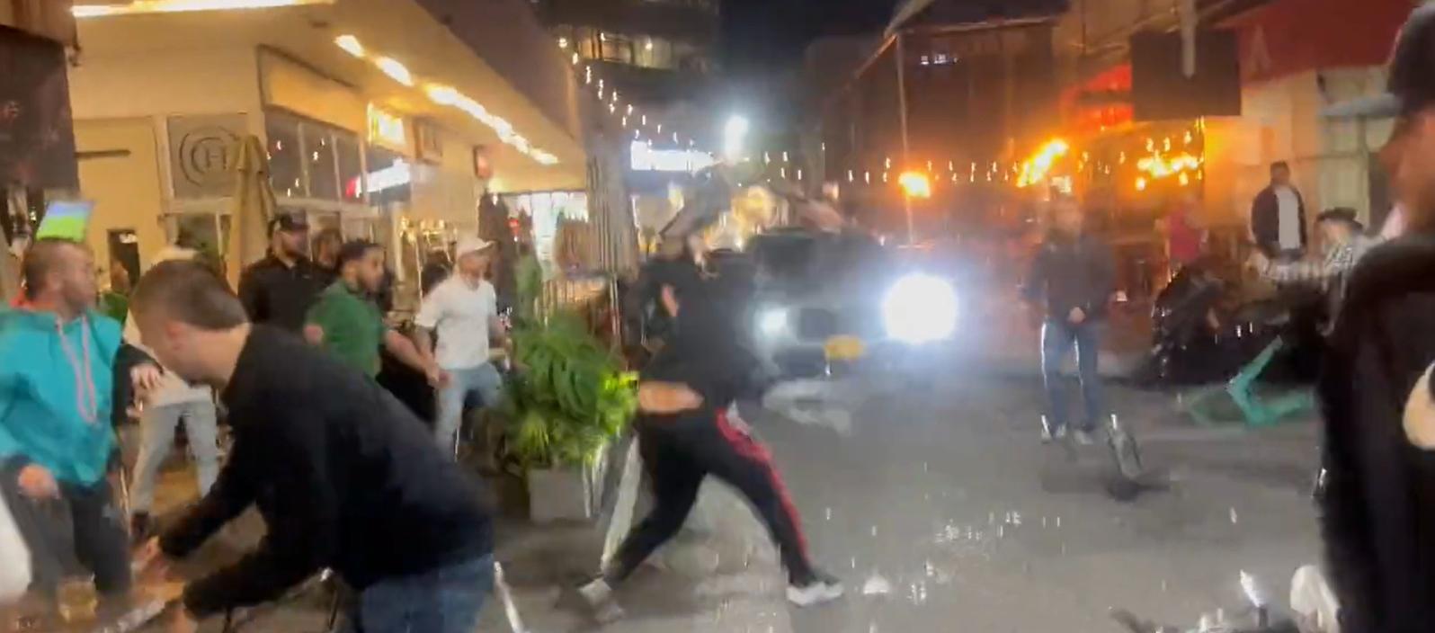 Imagen de la pelea en el centro comercial.