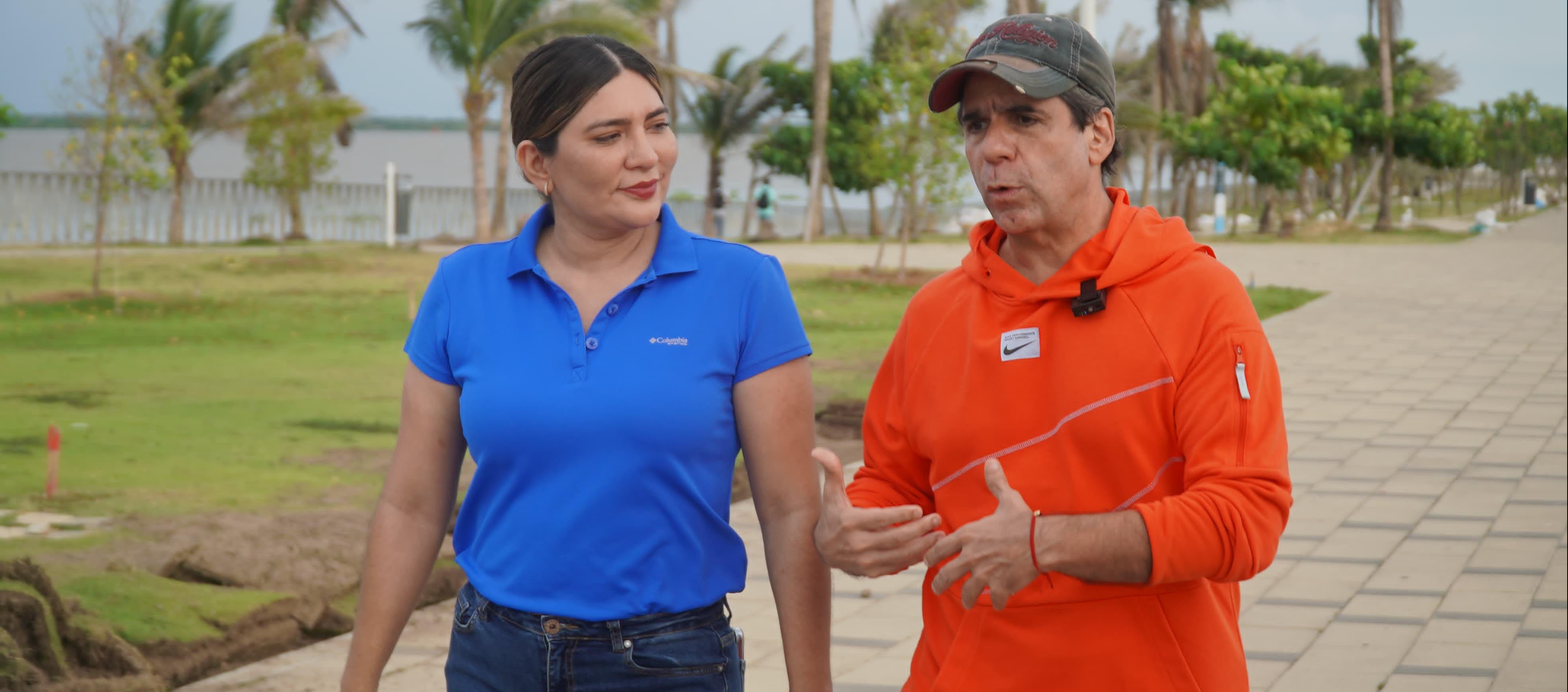 Carmiña Navarro y Alex Char.