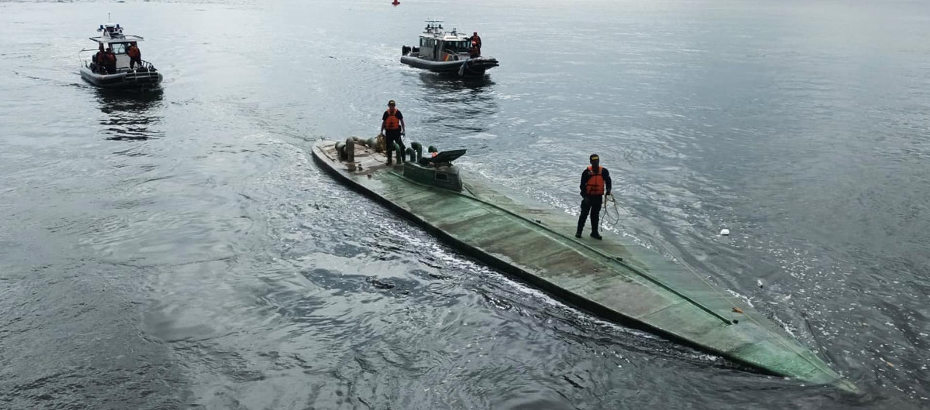 Cocaína incautada en semisumergible.