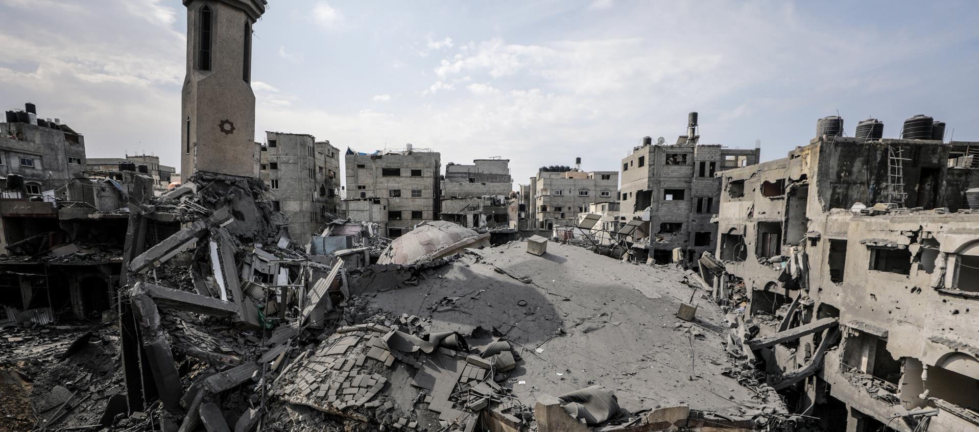 Mezquita destruida en la ciudad de Gaza.
