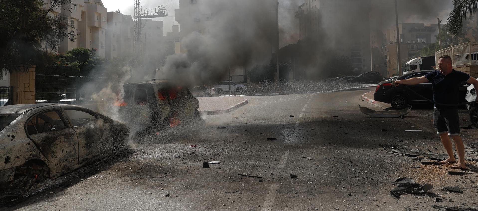 Daños causados por los cohetes lanzados desde la Franja de Gaza hacia Israel.