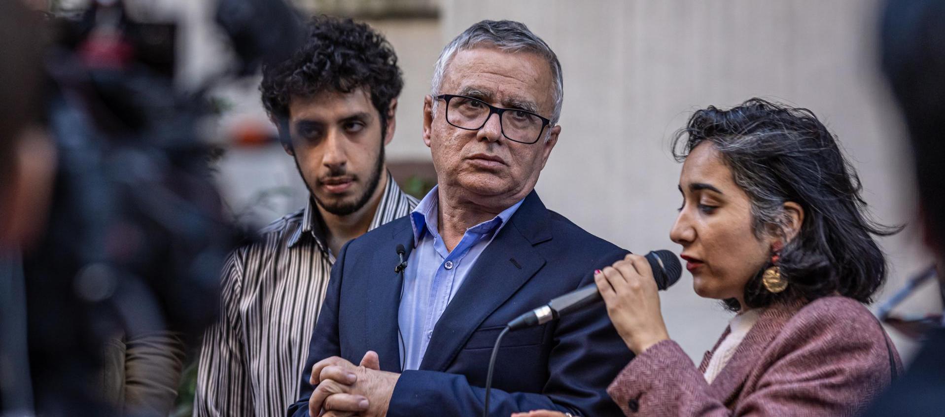 Hijo, esposa e hija de Narges Mohammadi, la nueva Premio Nobel de la Paz.