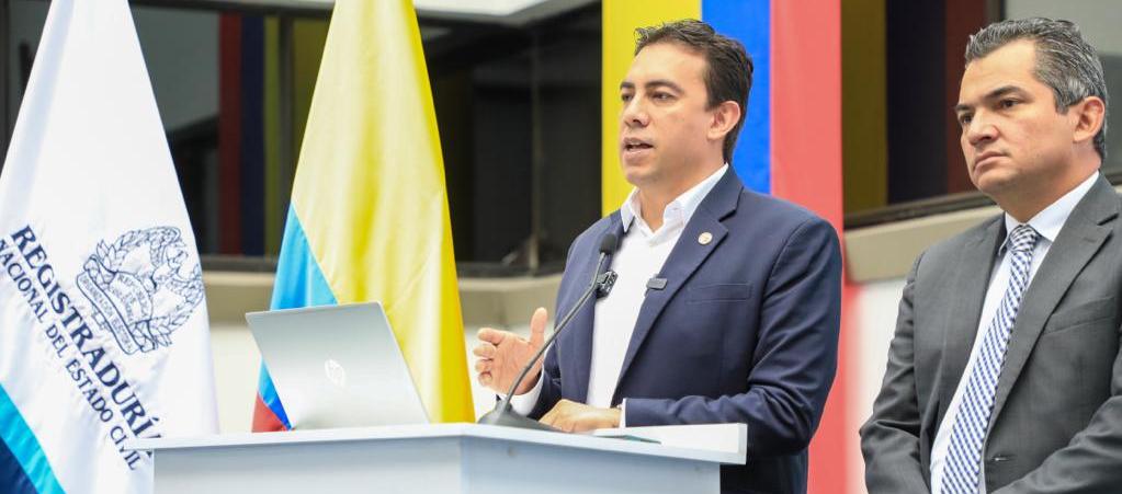 Alexander Vega Rocha, registrador nacional del Estado Civil.