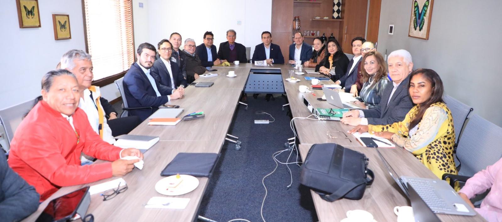 Reunión en la Registraduría, con participación de disidencias de las FARC.