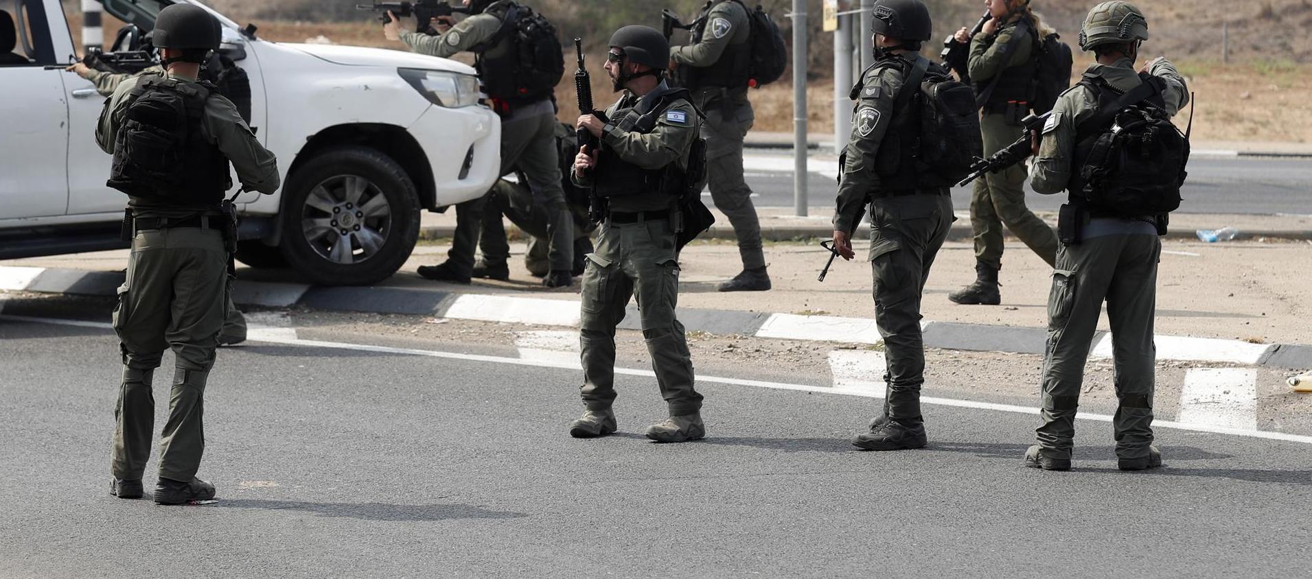 Soldados de Israel en la frontera con Gaza en medio de la guerra. 