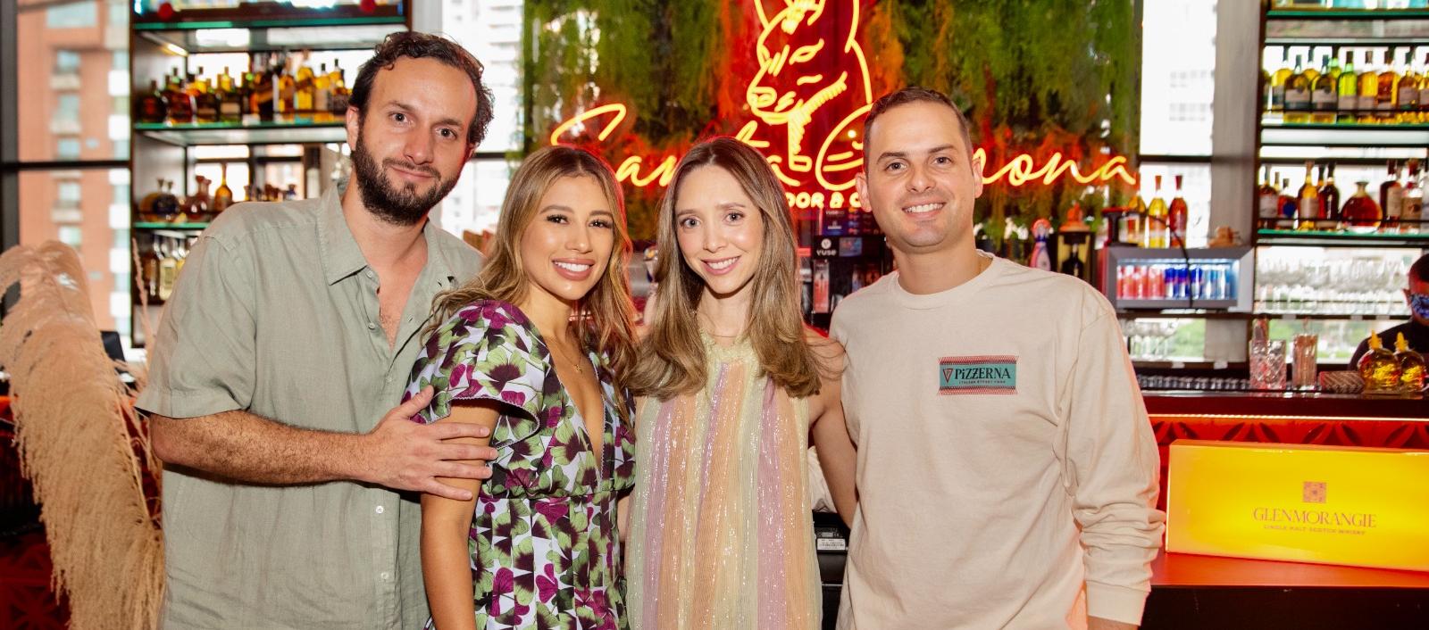 Susana Osorio, directora de la fundación; Bernardo Mancini, CEO de Santa Cabrona, y acompañantes. 