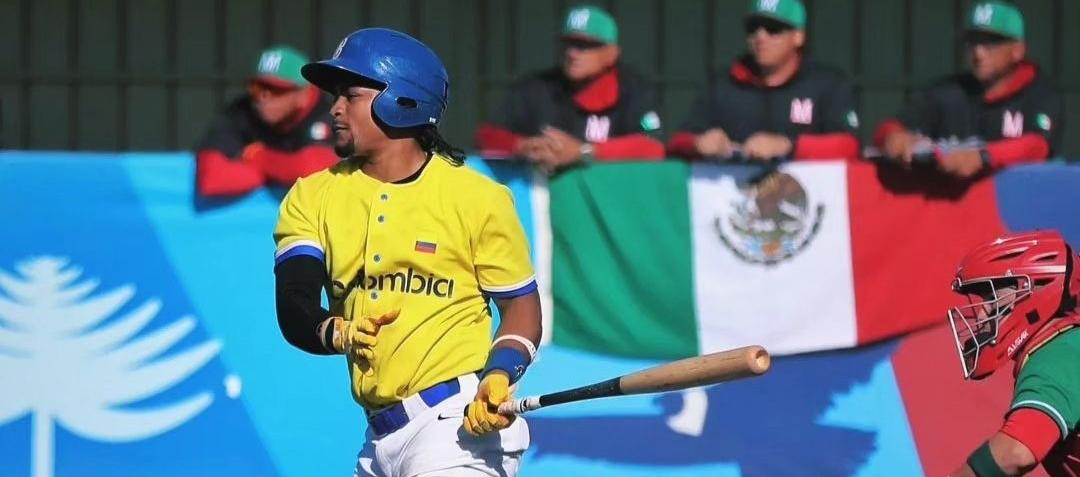 Carlos Arroyo conectó dos hits, entre esos un doblete. 