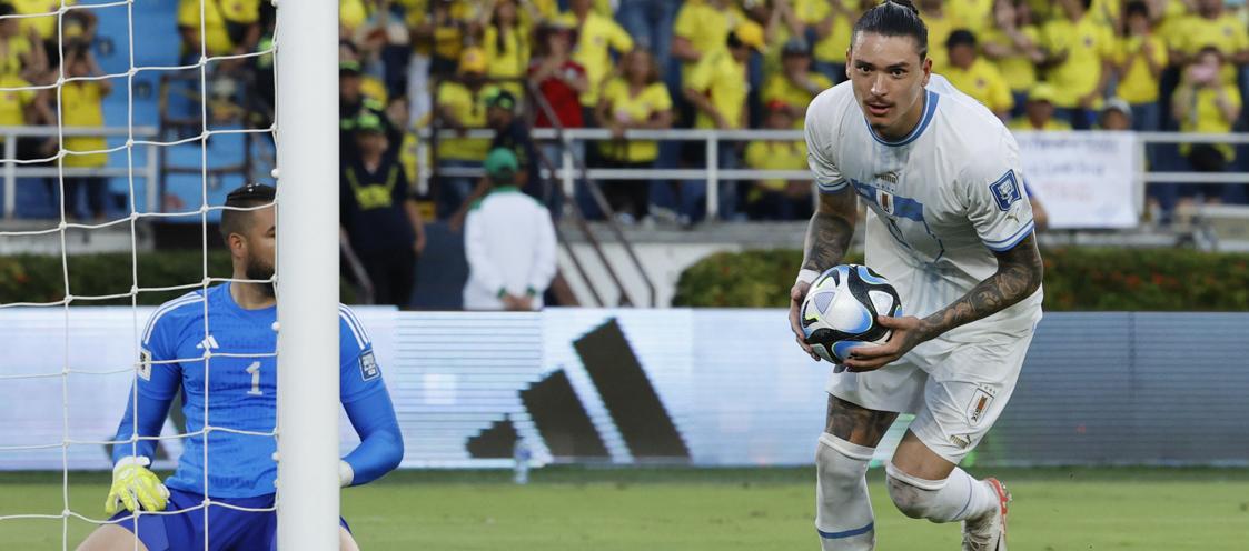 Darwin Núñez tras marcar, de pena máxima, el gol del empate uruguayo.