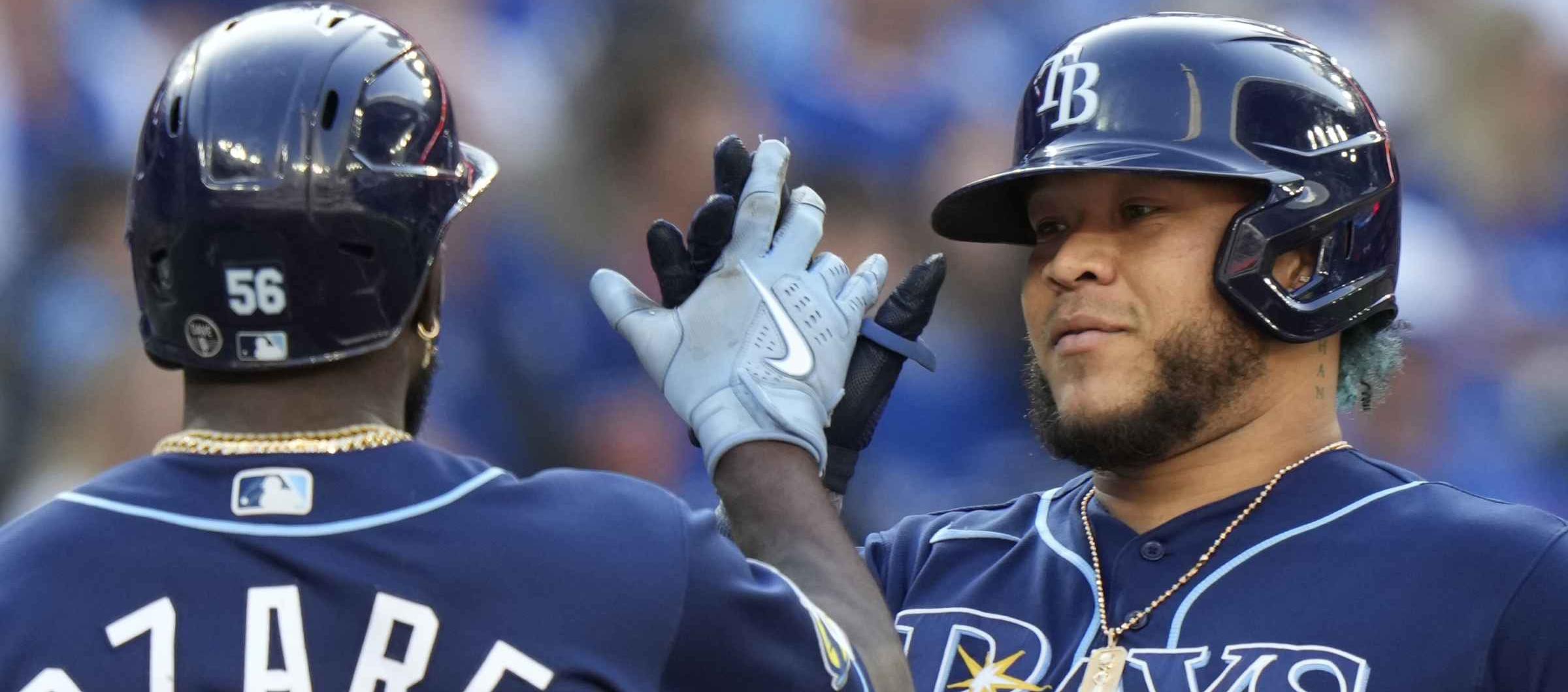 Harold Ramírez la sacó del parque en la quinta entrada. 