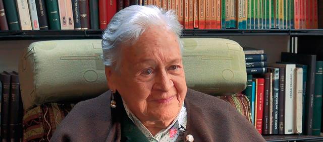 La poeta manizaleña Maruja Vieira.