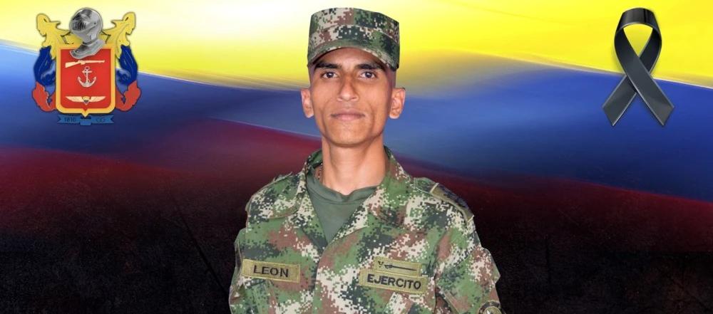  Dino Alberto Martínez León, soldado asesinado.
