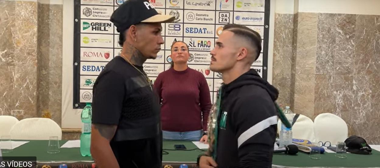 Nike Therán (izquierda) frente a frente con Michael Magnesi, su rival del viernes. 