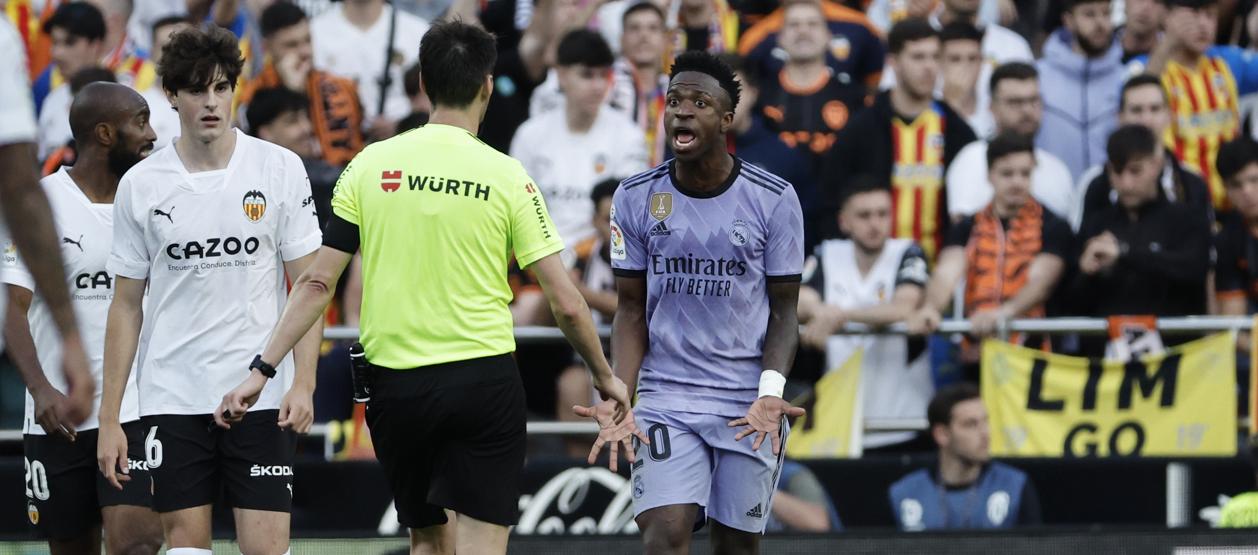 Vinicius durante el partido contra el Valencia, el pasado 21 de mayo. 