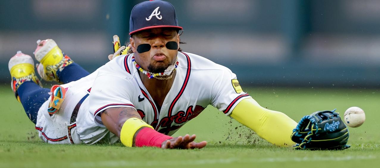 El venezolano Ronald Acuña Jr., jardinero de los Bravos de Atlanta, uno de los ganadores en la Liga Nacional. 