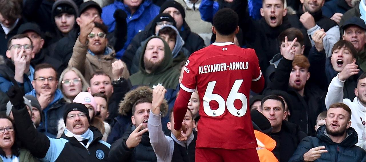 Trent Alexander-Arnold celebrando el gol del empate.