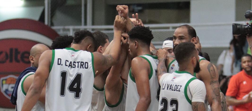 Cafeteros en uno de sus partidos de semifinal.
