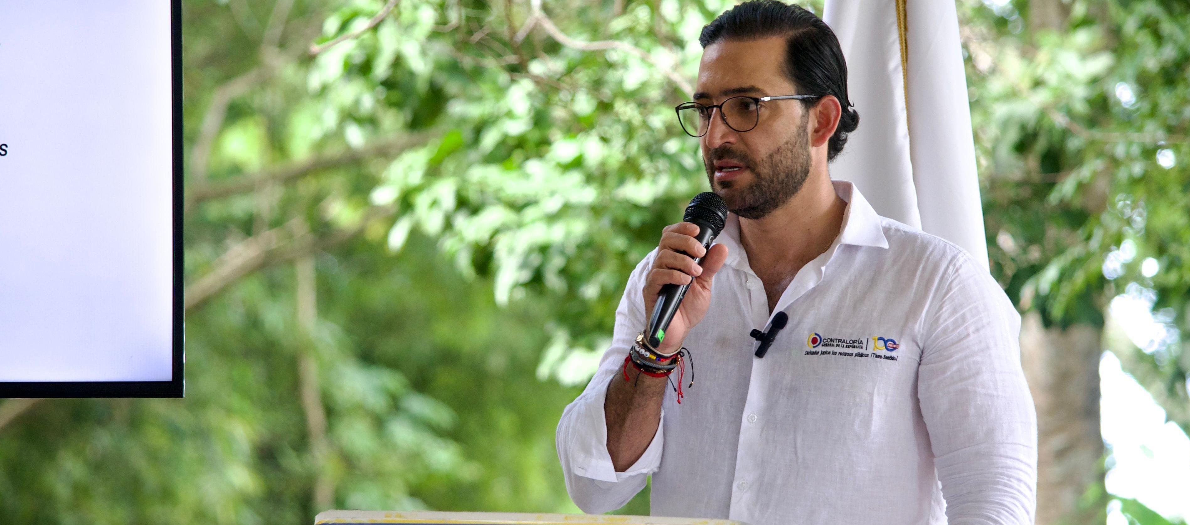  Carlos Mario Zuluaga, el Contralor General de la República en funciones.