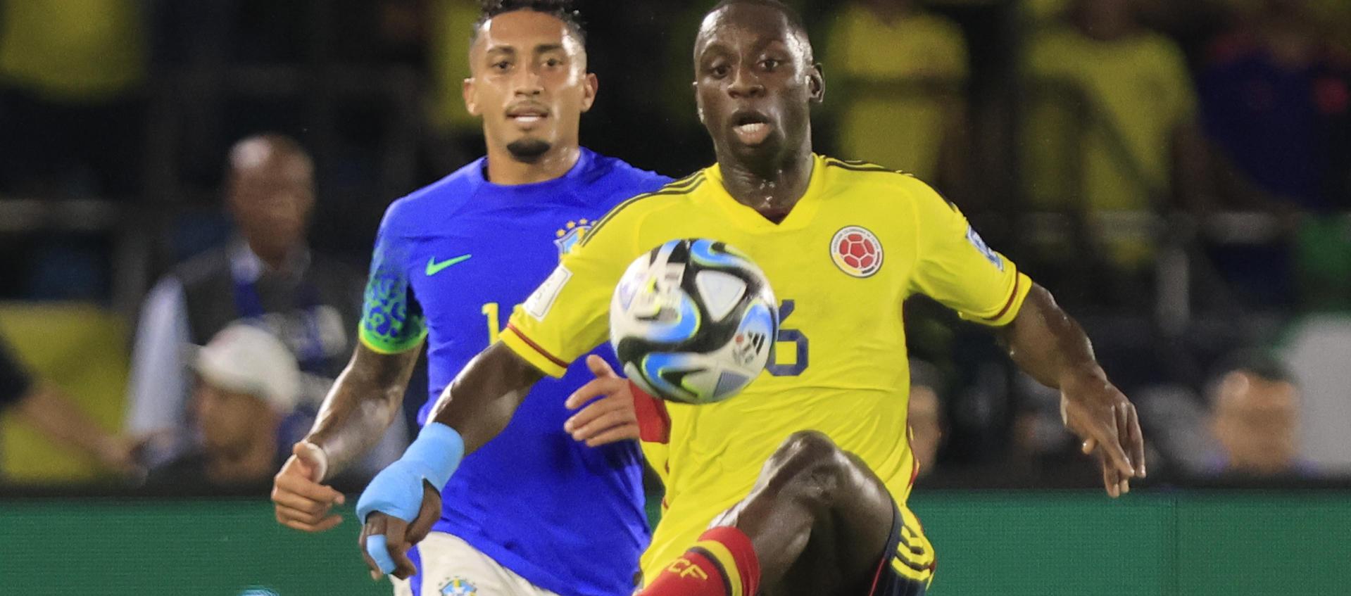 El lateral Deiver Machado 