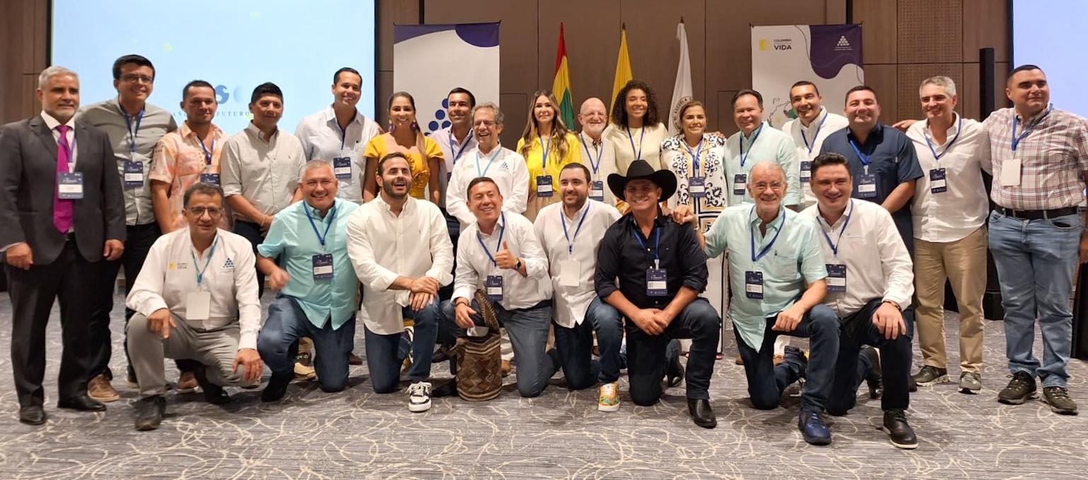 Gobernadores recién electos participantes en la reunión de la Esap en Cartagena.