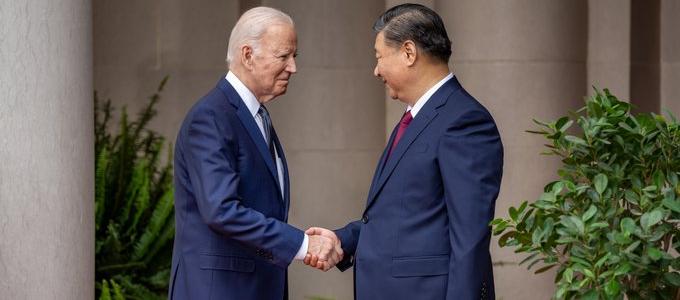 Los presidentes de Estados Unidos, Joe Biden, y de China, Xi Jinping. 