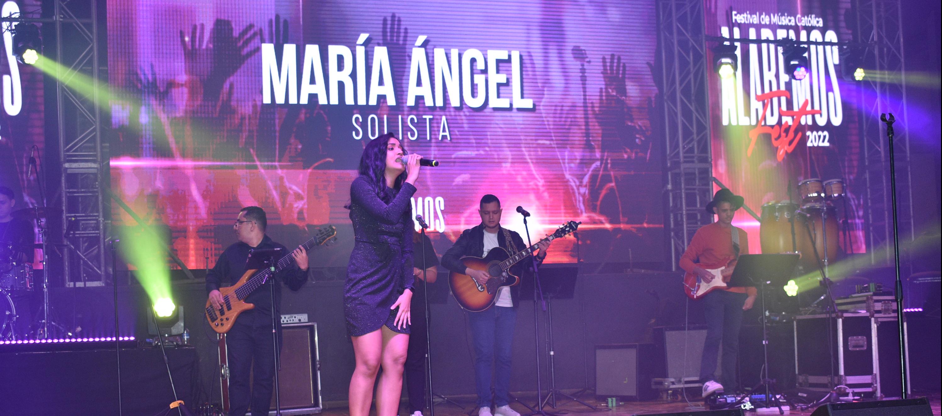María Ángel ganadora Alabemos Fest 2022.