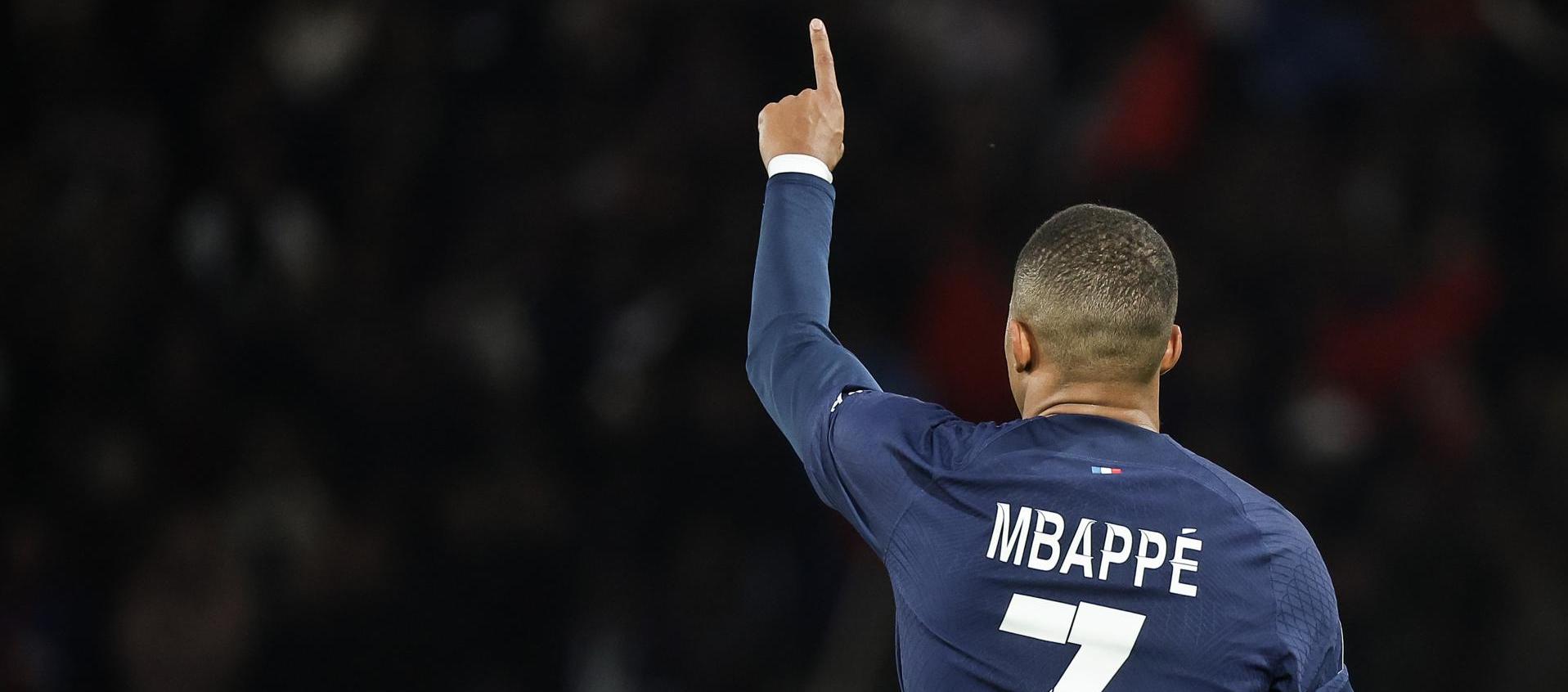 Kylian Mbappe jugando el PSG, su actual equipo.
