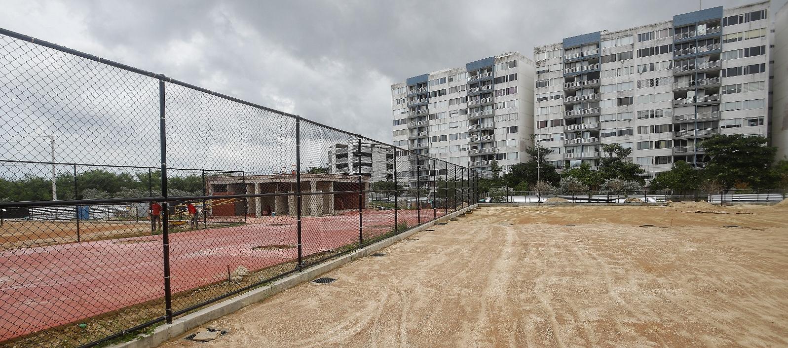 Parque en el barrio Villa Carolina.