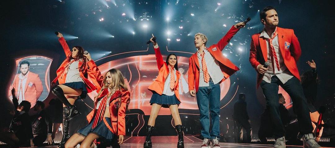 Agrupación RBD en Medellín.